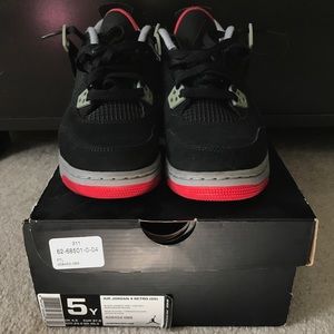 Air Jordan retro 4